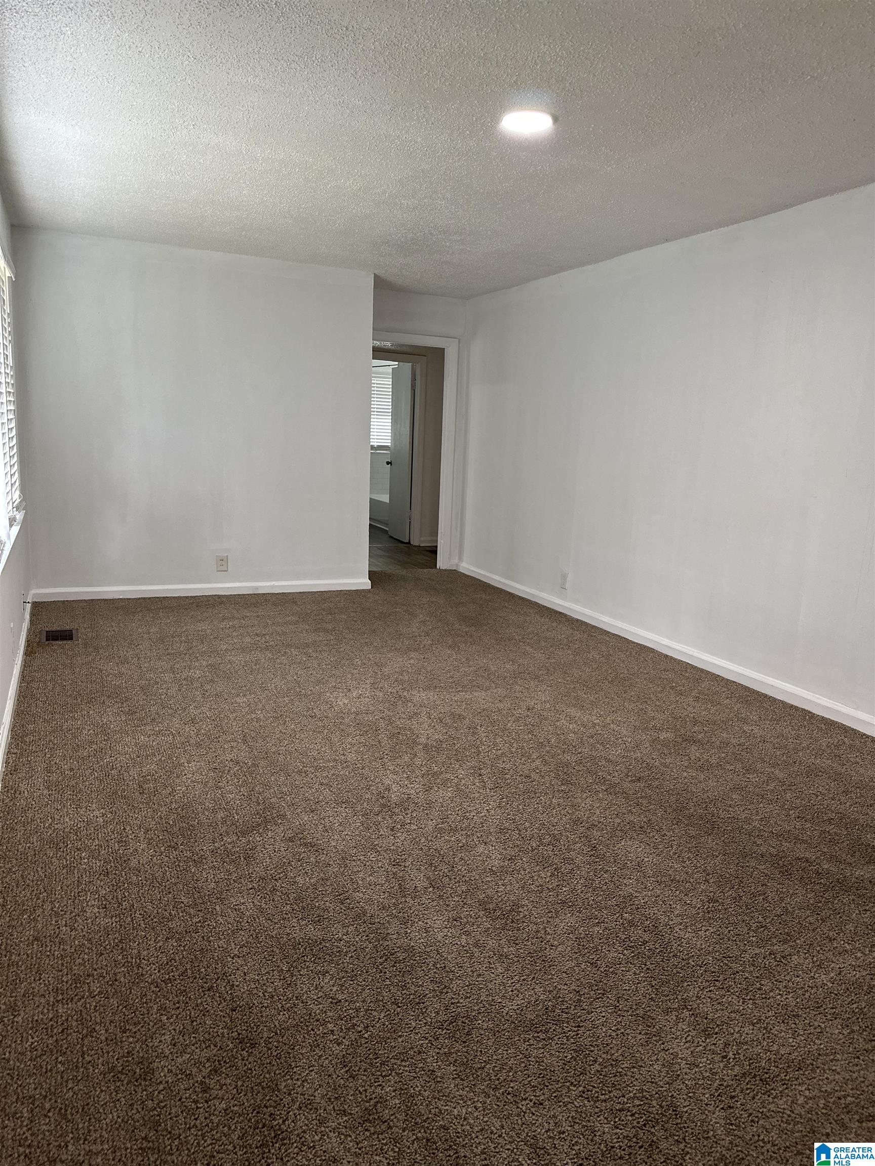 720 23rd Street Southwest Birmingham, AL 35211 - Photo 6 of 12