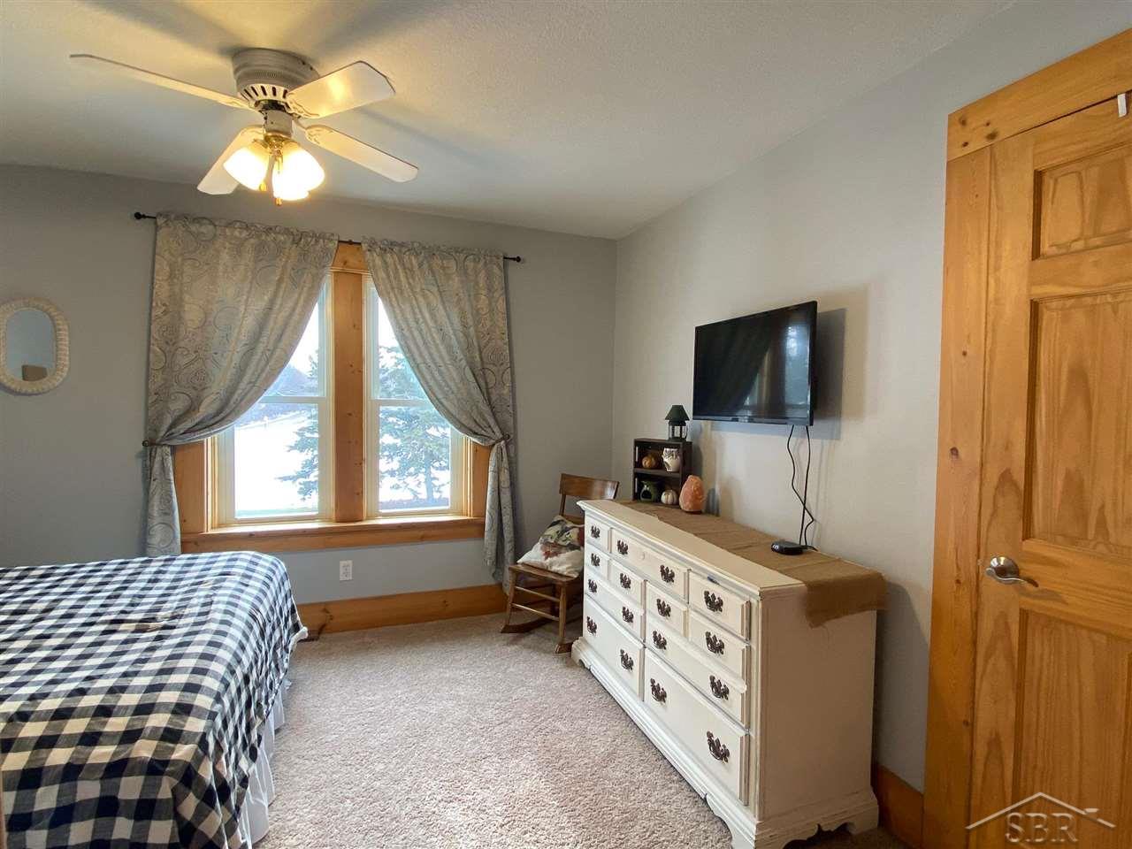 5750 Taylor Road Vassar, MI 48768 - Photo 17 of 24 50062201-16.JPG