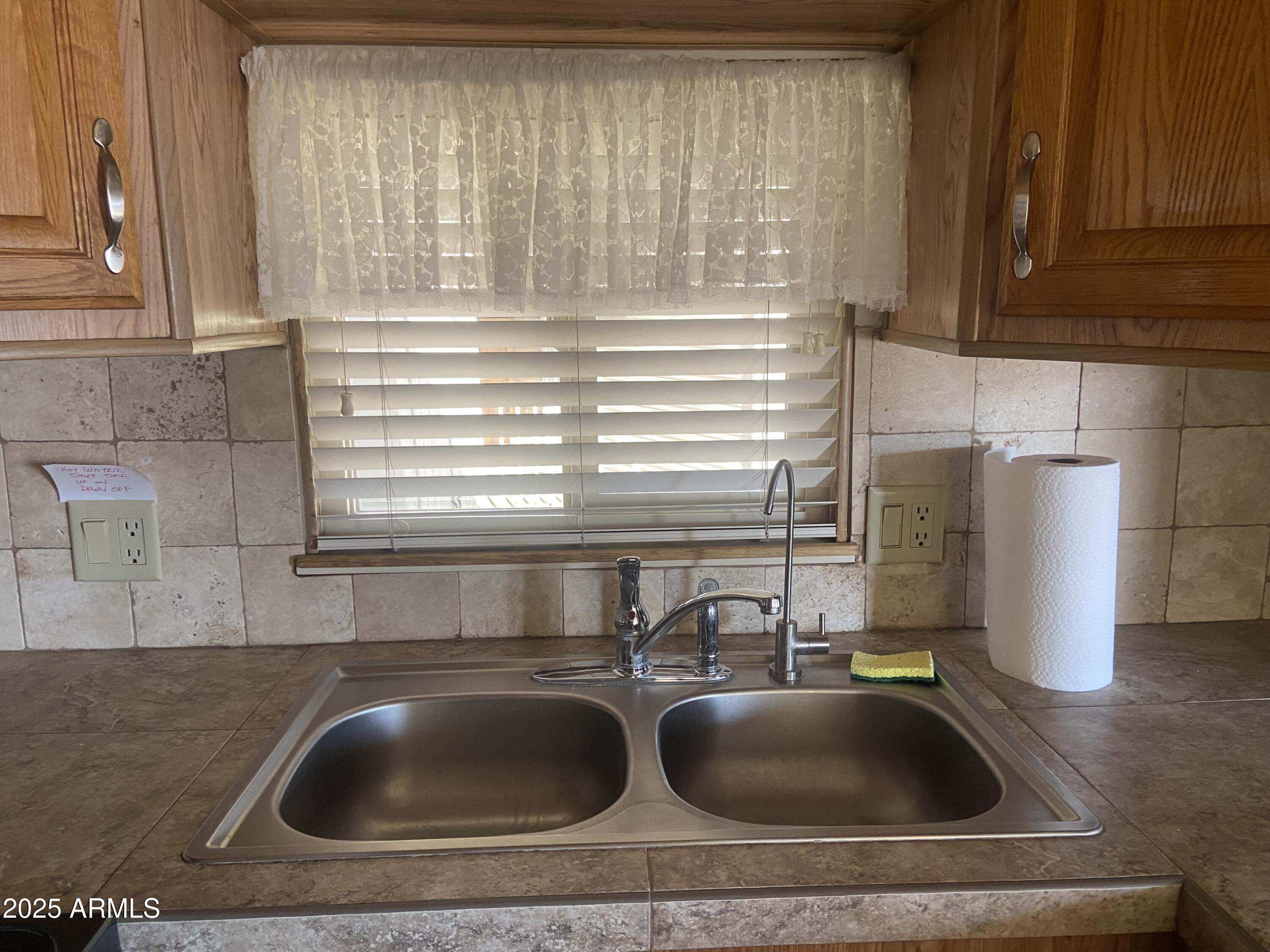 1206 West Klamath Avenue Apache Junction, AZ 85119 - Photo 11 of 35 IMG_4604