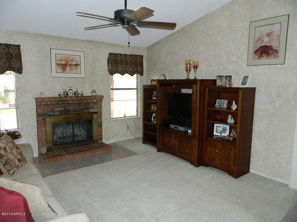598 South Terrace Road Chandler, AZ 85226 - Photo 11 of 18 DSCN1455