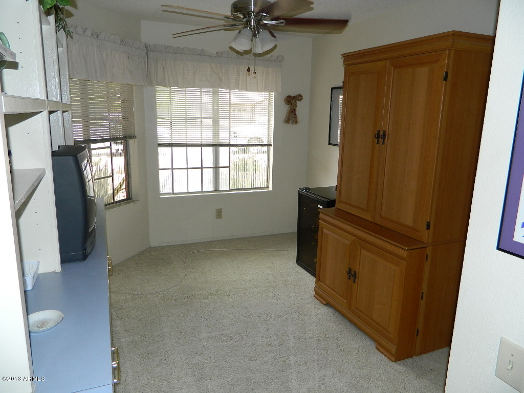 598 South Terrace Road Chandler, AZ 85226 - Photo 3 of 18 DSCN1446