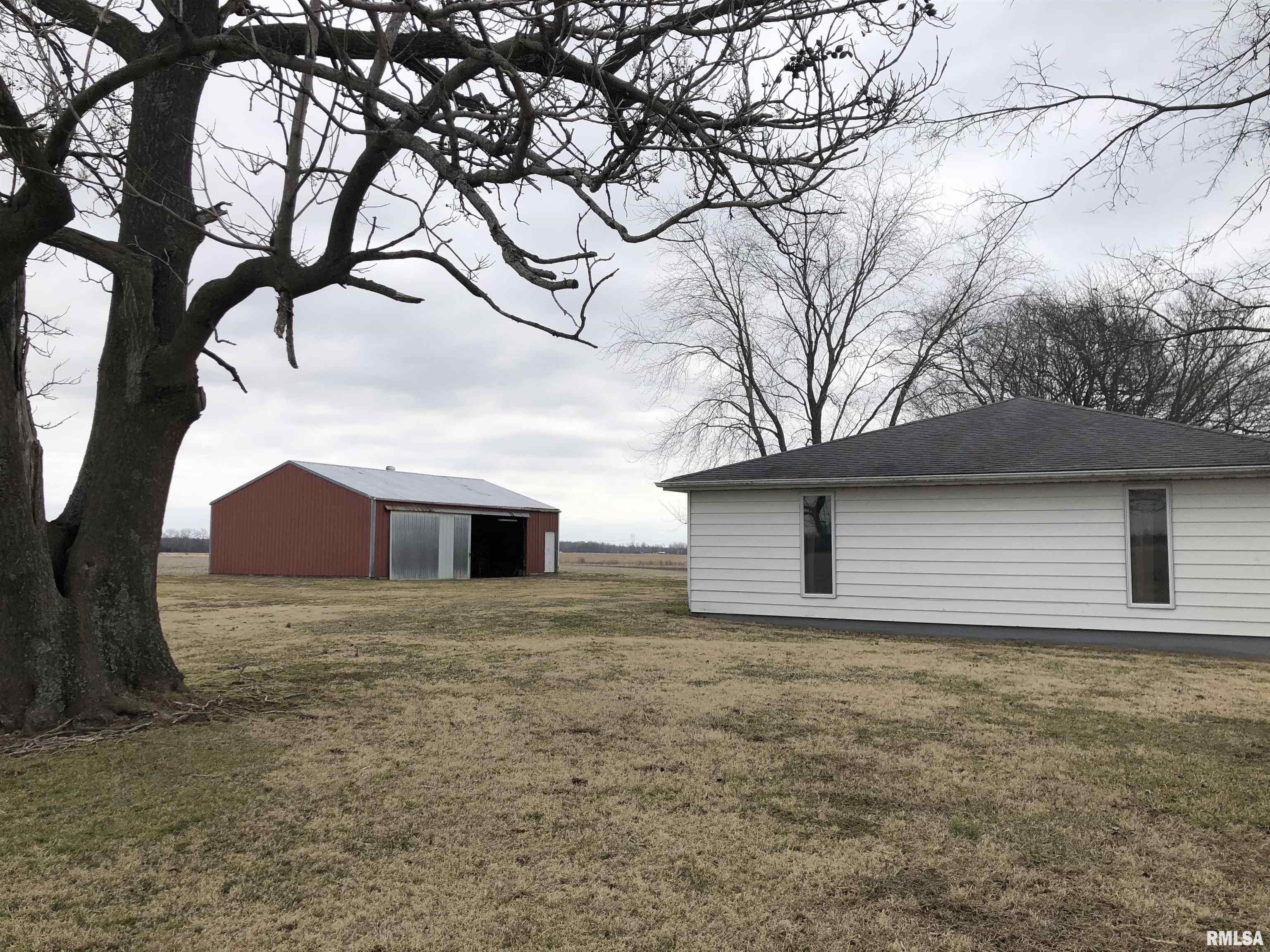 17088 Gabby Road Pittsburg, IL 62974 - Photo 8 of 26