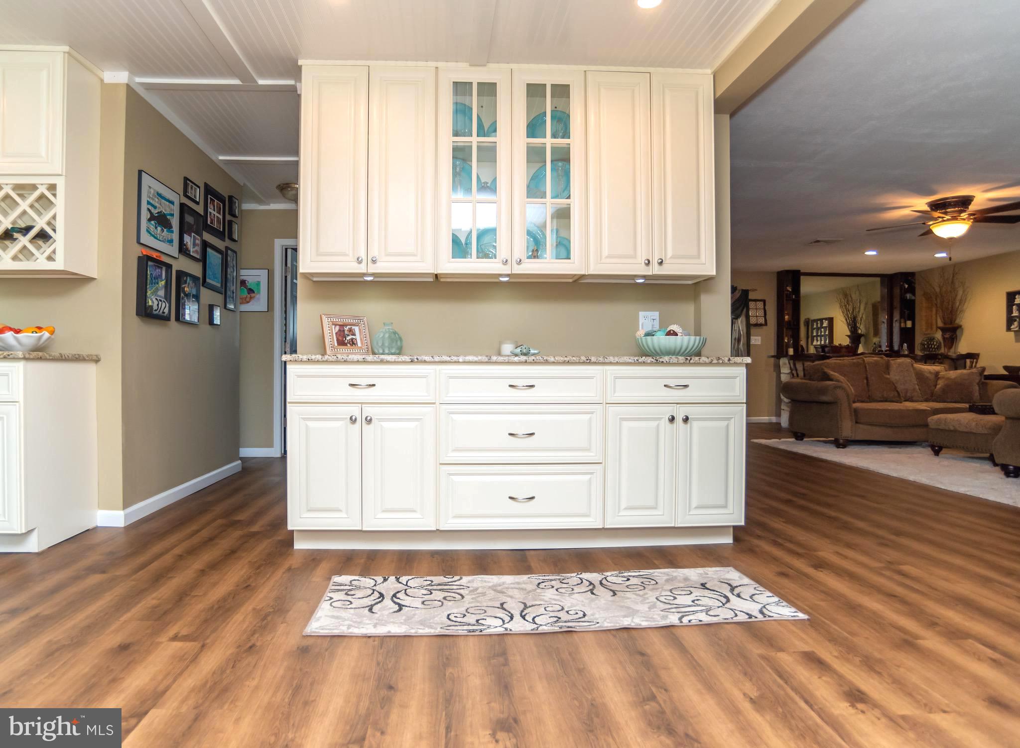 114 Timber Lane Levittown, PA 19054 - Photo 12 of 33