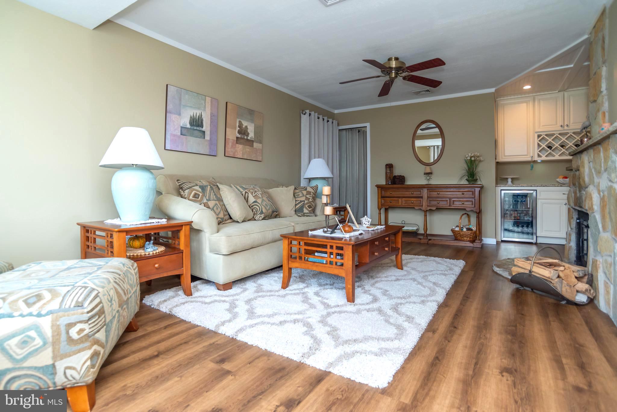 114 Timber Lane Levittown, PA 19054 - Photo 16 of 33