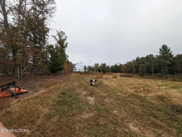 $98,900 | 370 Perkins Trail, Deer Lodge, TN 37726