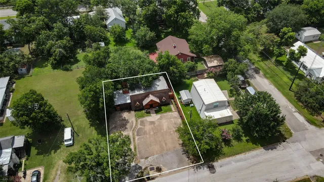an aerial view of multiple house