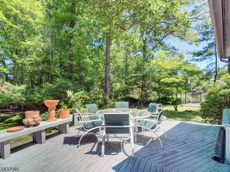 943 Sunset Ridge Bridgewater, NJ 08807 - Photo 21 of 26
