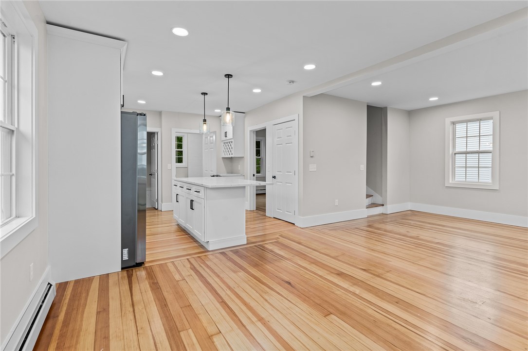 24 Hemalin Road Cranston, RI 02910 - Photo 9 of 49 Gallery Image 9