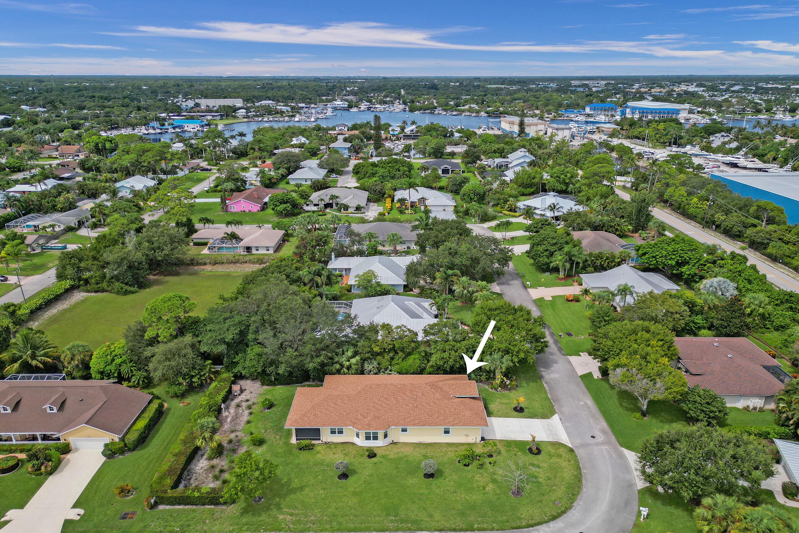 4487 Southeast Chelsea Circle Stuart, FL 34997 - Photo 28 of 36 Endless water activities