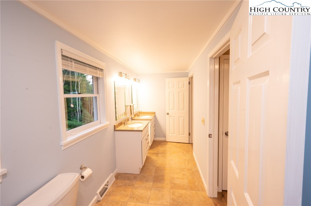 355 Chestnut Knob Road Boone, NC 28607 - Photo 26 of 45 Gallery Image 26