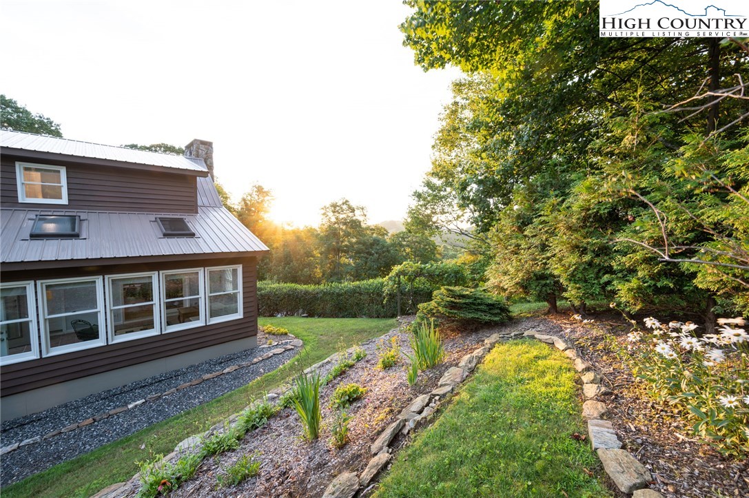 355 Chestnut Knob Road Boone, NC 28607 - Photo 32 of 45 Gallery Image 32