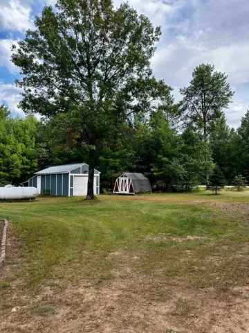 $195,000 | 1068 10th Avenue, Hancock, WI 54943