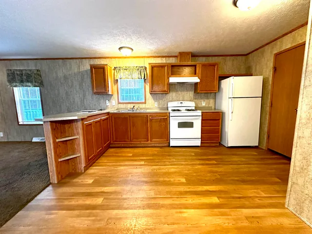 $195,000 | 1068 10th Avenue, Hancock, WI 54943