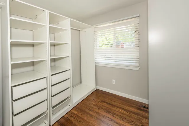 $240,000 | 3305 Williamsburg Road, Ann Arbor, MI 48108