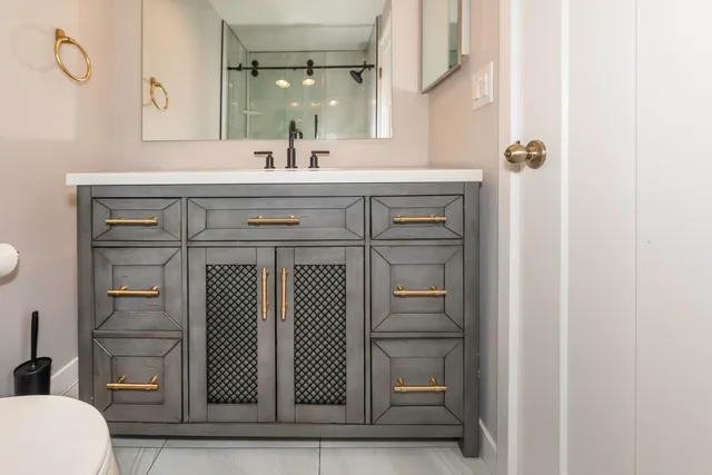 $240,000 | 3305 Williamsburg Road, Ann Arbor, MI 48108