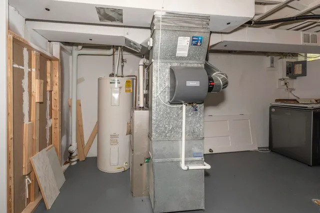 $240,000 | 3305 Williamsburg Road, Ann Arbor, MI 48108