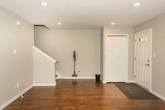 $240,000 | 3305 Williamsburg Road, Ann Arbor, MI 48108