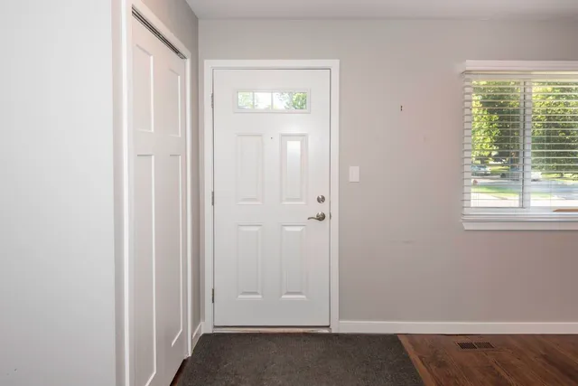 $240,000 | 3305 Williamsburg Road, Ann Arbor, MI 48108