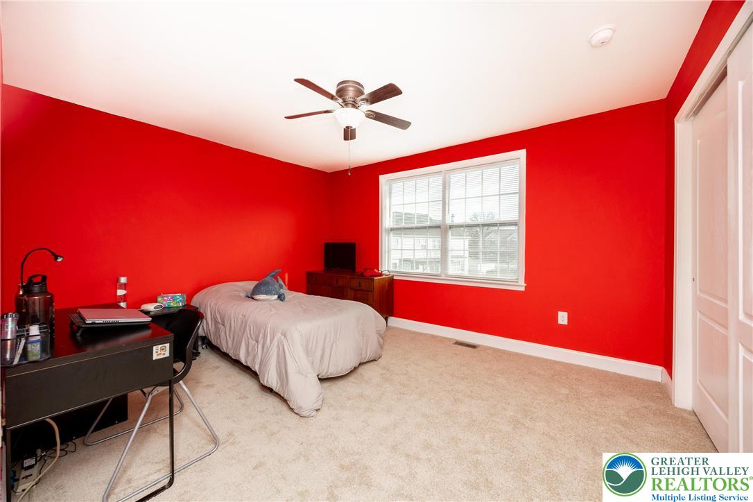 7266 Cedar Road Lower Macungie Township, PA 18062 - Photo 33 of 48
