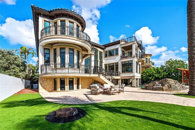 $17,950,000 | 2306 Bay Drive, Pompano Beach, FL 33062
