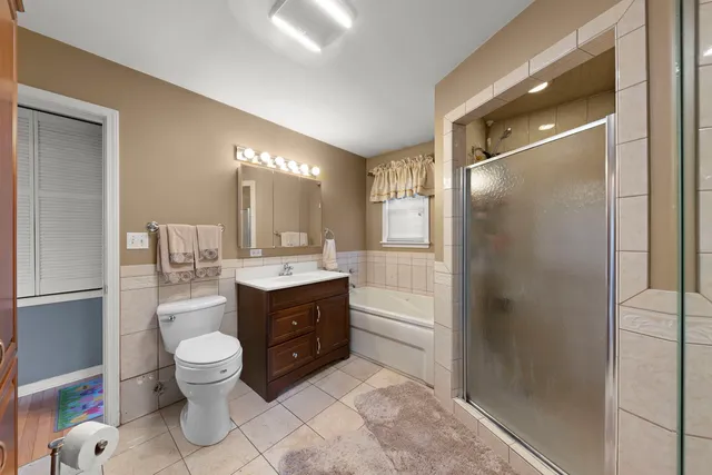 $330,000 | 445 48th Avenue, Bellwood, IL 60104