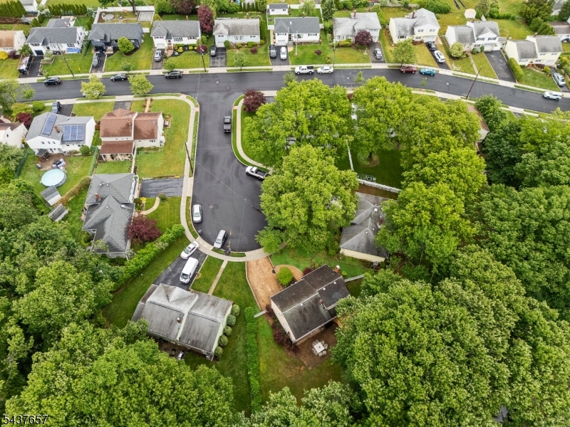 17 Ravine Court Clifton, NJ 07013 - Photo 44 of 46
