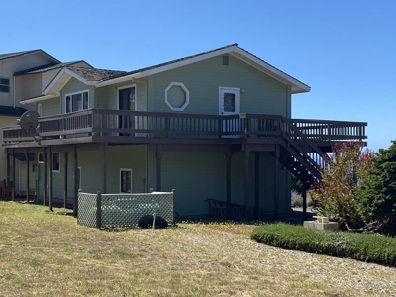 56 Sea View Road Whitethorn, CA 95589 - Photo 4 of 13