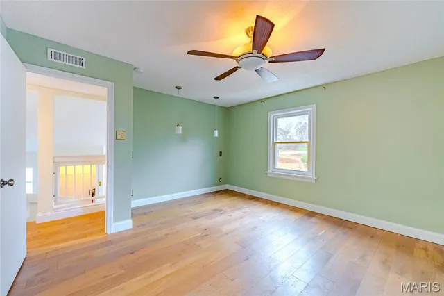 $539,900 | 452 Iris Lane, Kirkwood, MO 63122