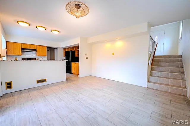 $539,900 | 452 Iris Lane, Kirkwood, MO 63122