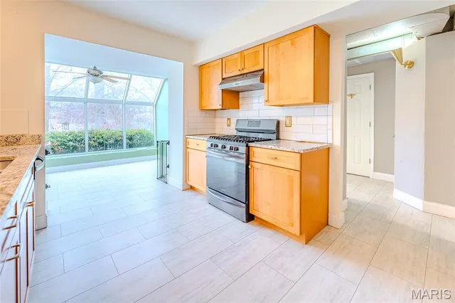 $539,900 | 452 Iris Lane, Kirkwood, MO 63122