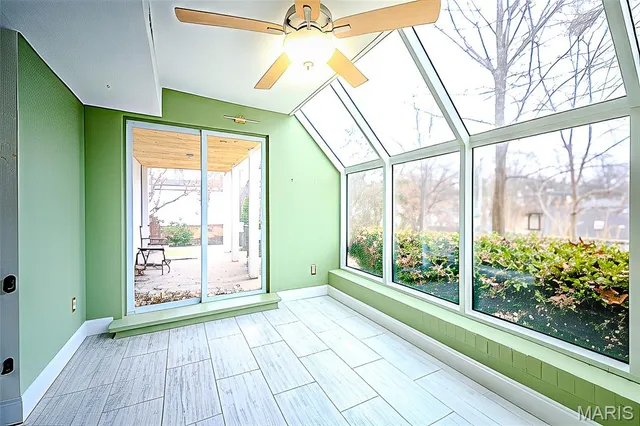 $539,900 | 452 Iris Lane, Kirkwood, MO 63122