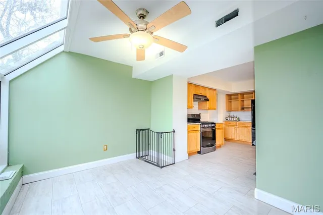 $539,900 | 452 Iris Lane, Kirkwood, MO 63122