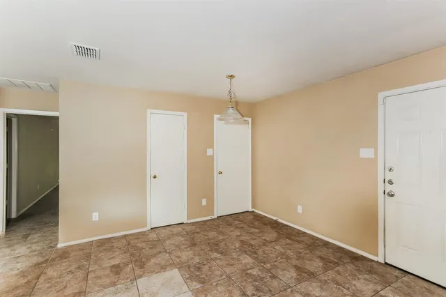 $1,690 | 1435 Sax Leigh Drive, Dallas, TX 75241