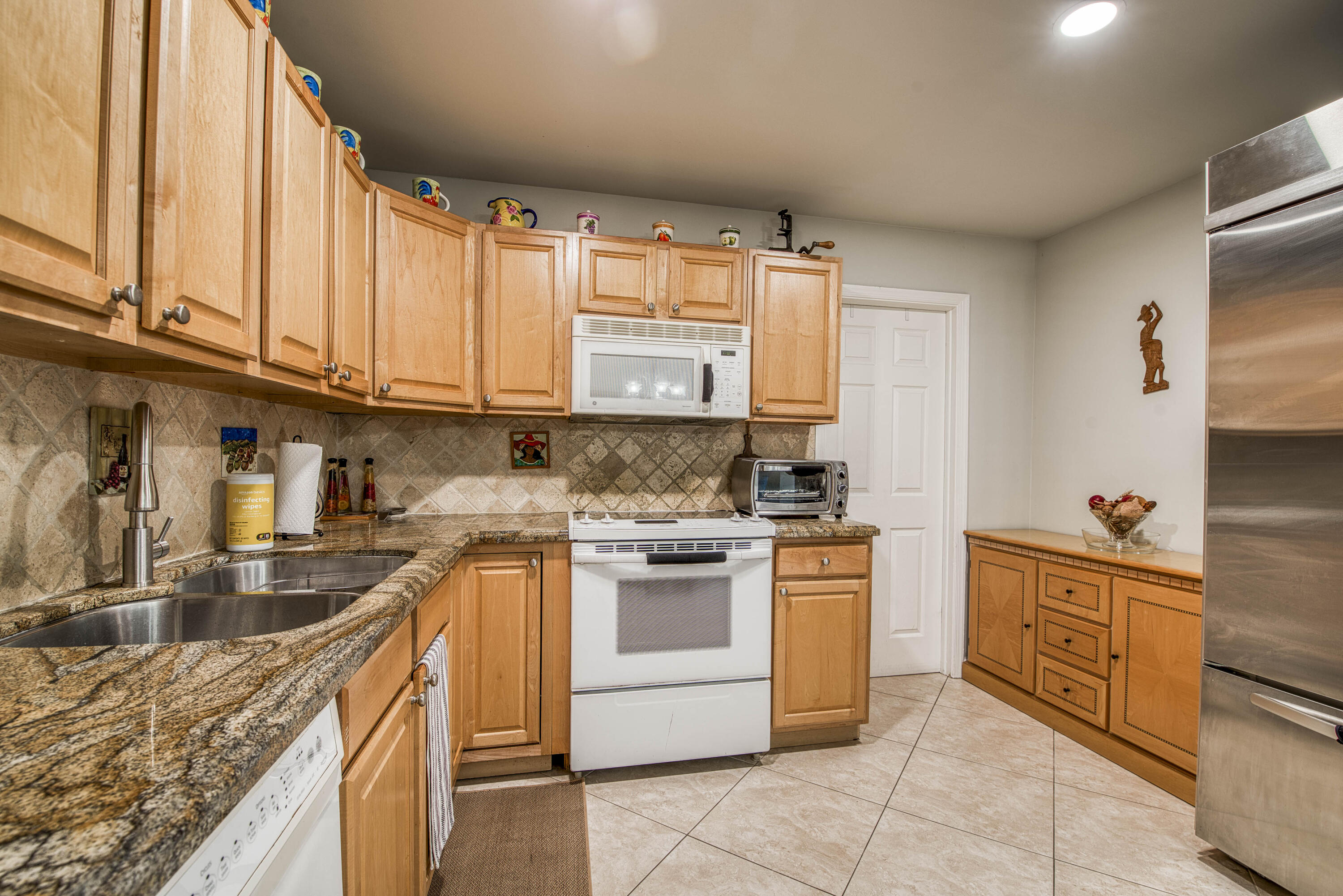 19468 Delaware Circle Boca Raton, FL 33434 - Photo 11 of 24 _IMG9875_HDR