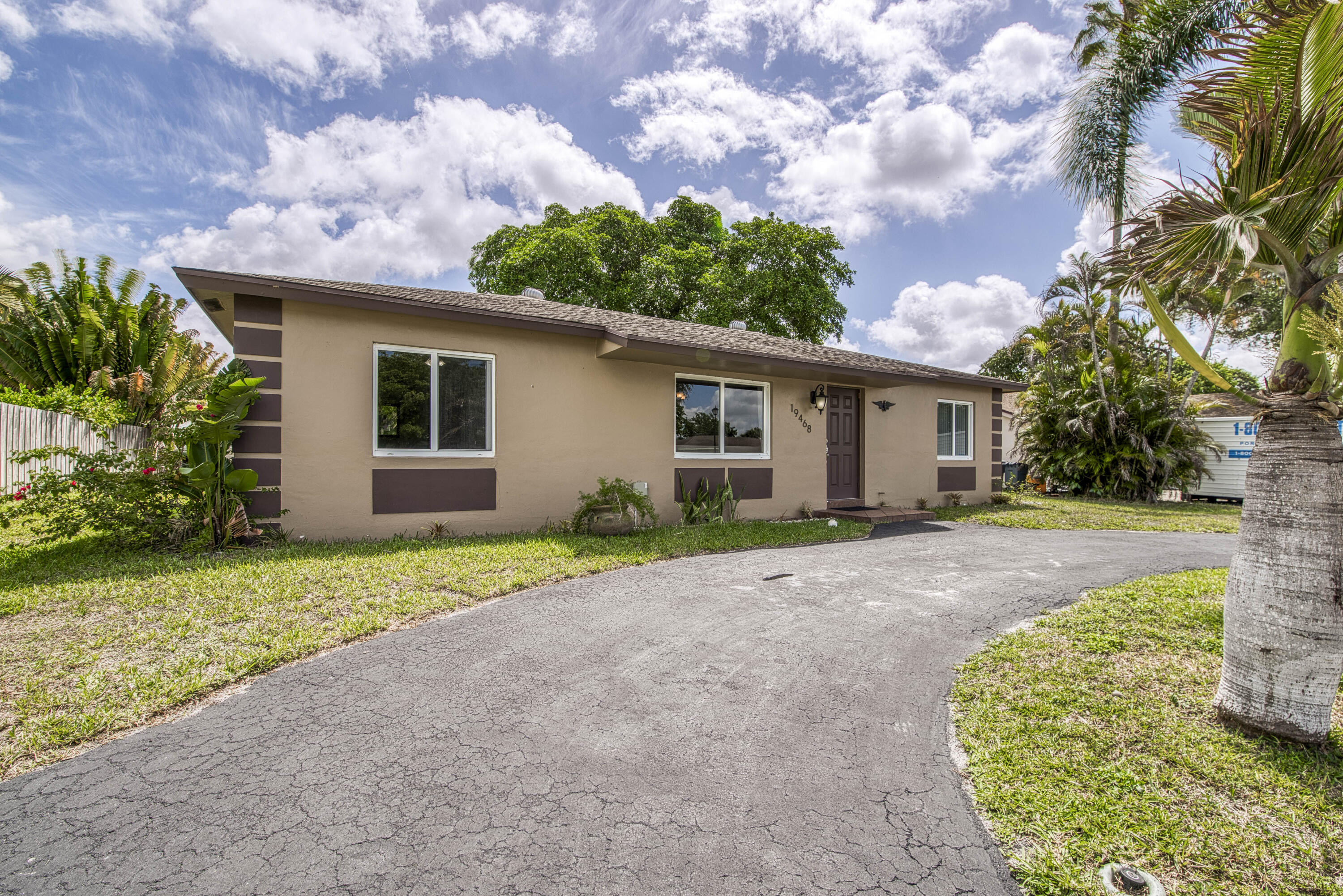 19468 Delaware Circle Boca Raton, FL 33434 - Photo 2 of 24 _IMG9914_HDR