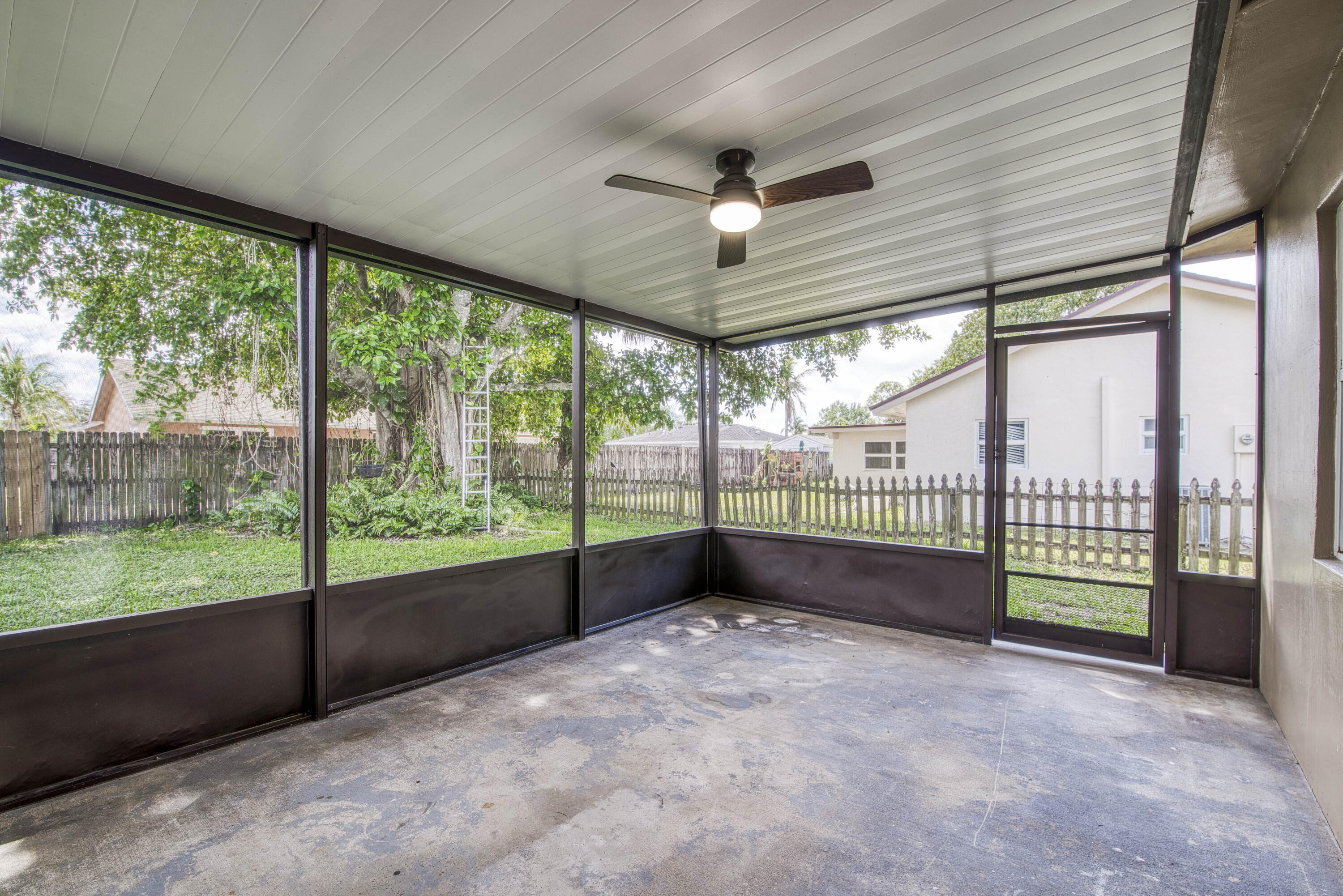 19468 Delaware Circle Boca Raton, FL 33434 - Photo 22 of 24 _IMG9902_HDR