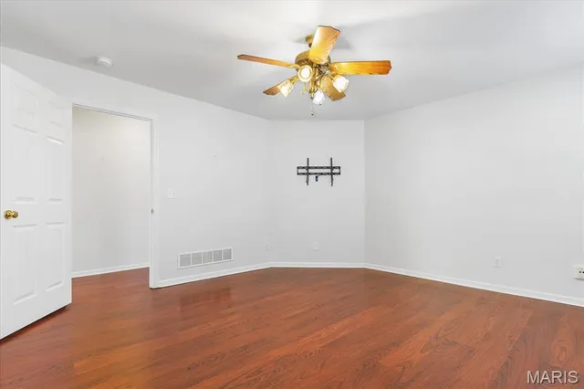 $285,000 | 12 Quiet Meadow Court, St. Peters, MO 63376