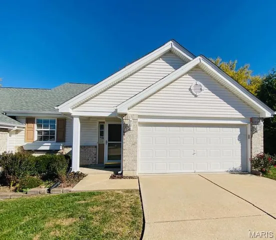 $285,000 | 12 Quiet Meadow Court, St. Peters, MO 63376