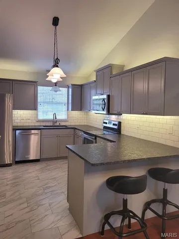 $285,000 | 12 Quiet Meadow Court, St. Peters, MO 63376