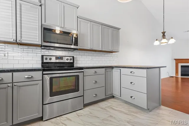 $285,000 | 12 Quiet Meadow Court, St. Peters, MO 63376