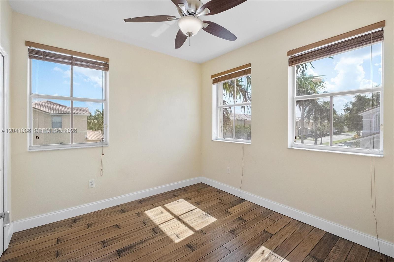 12334 Southwest 124th Path Miami, FL 33186 - Photo 15 of 31