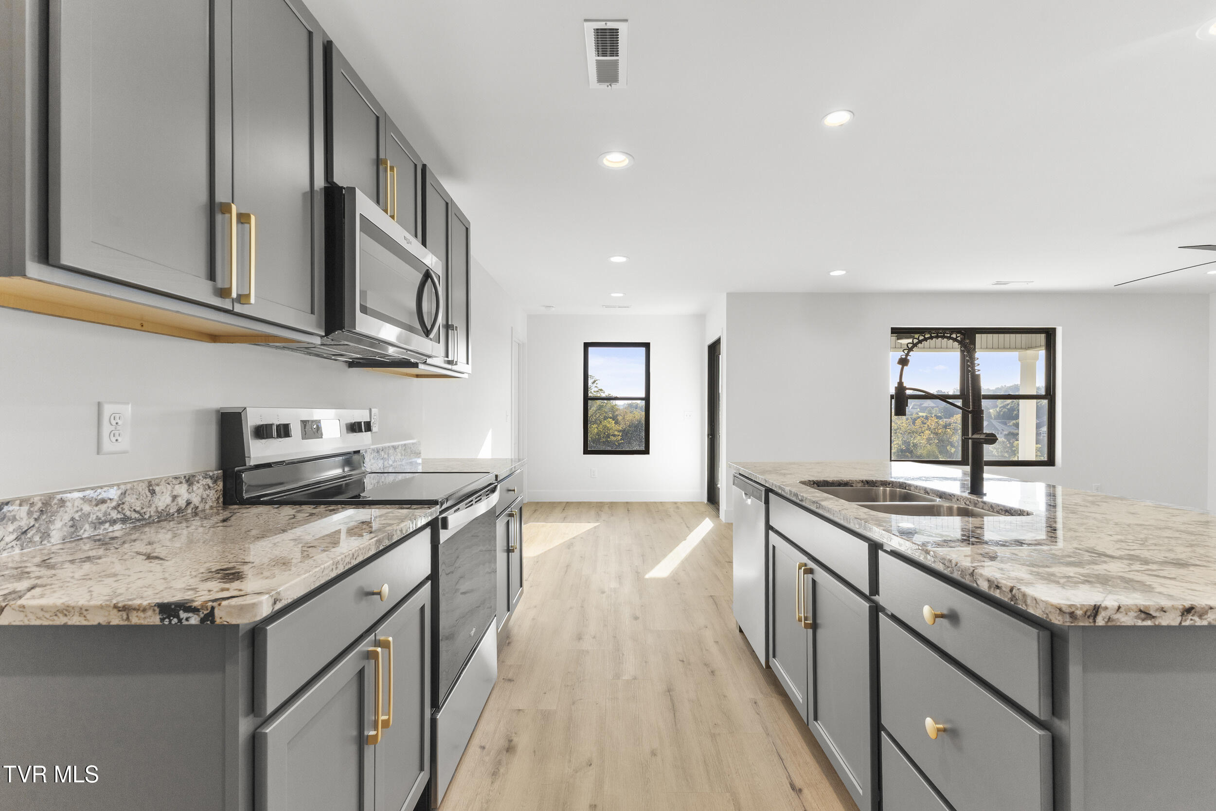 460 Noes Chapel Road Morristown, TN 37814 - Photo 22 of 36 25_img_3642