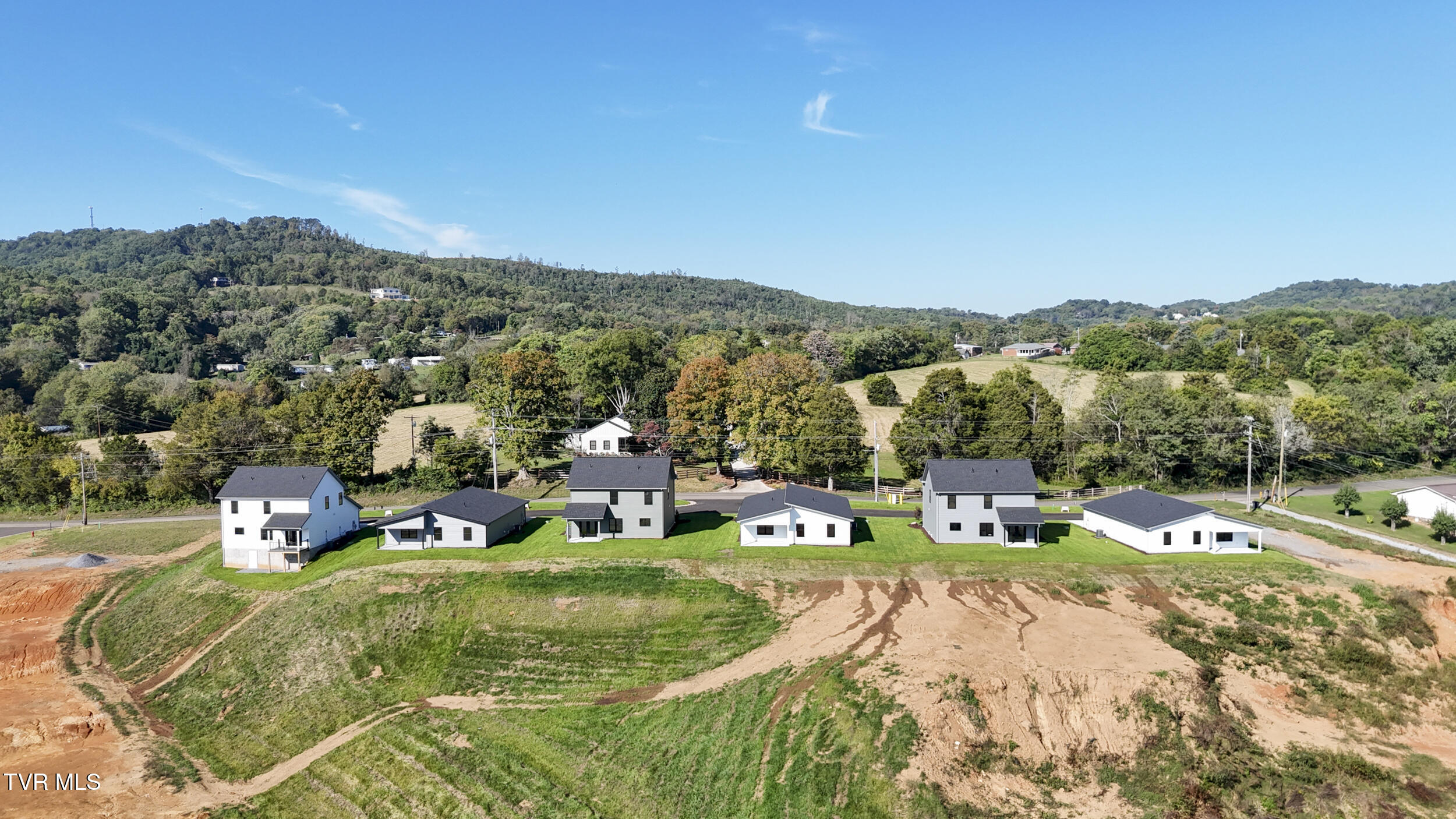 460 Noes Chapel Road Morristown, TN 37814 - Photo 9 of 36 9_dji_20251004103558_0401_d