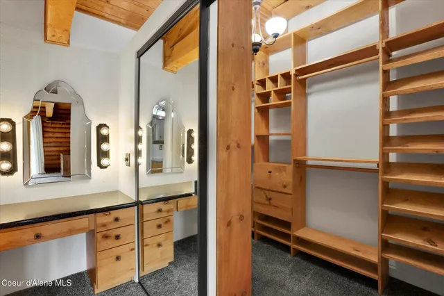 $638,000 | 7228 West Senequoteen Trail, Spirit Lake, ID 83869