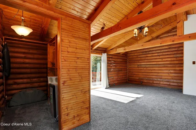 $638,000 | 7228 West Senequoteen Trail, Spirit Lake, ID 83869