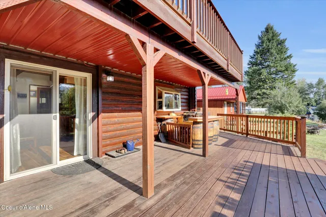 $638,000 | 7228 West Senequoteen Trail, Spirit Lake, ID 83869