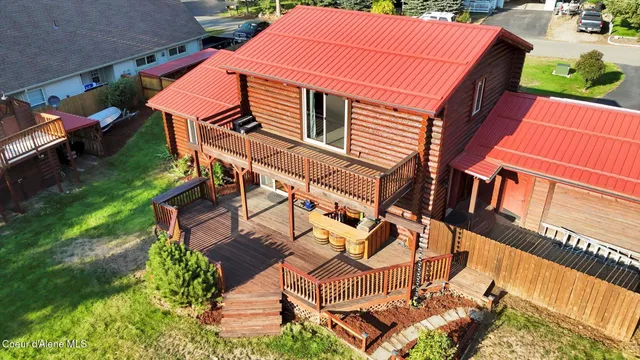 $638,000 | 7228 West Senequoteen Trail, Spirit Lake, ID 83869