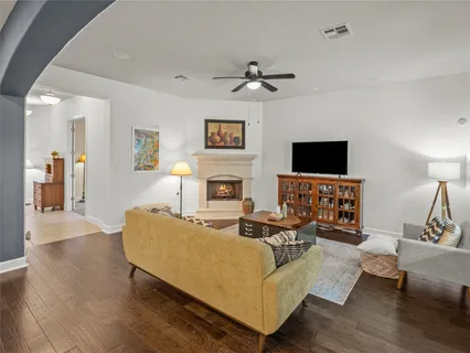 $550,000 | 3869 Skyview Way, Round Rock, TX 78681