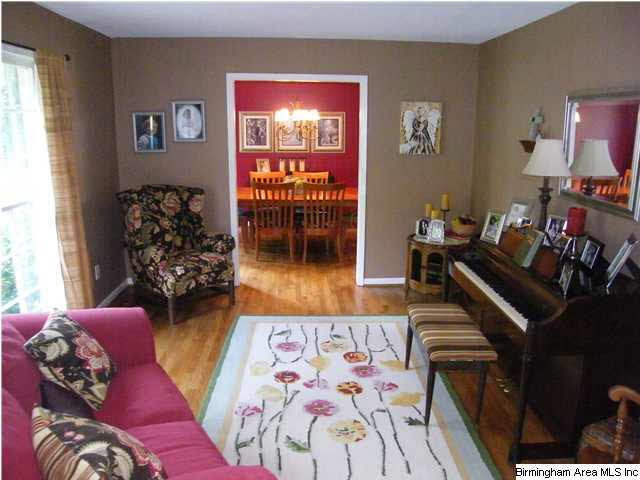 5031 Indian Valley Road Birmingham, AL 35244 - Photo 2 of 19