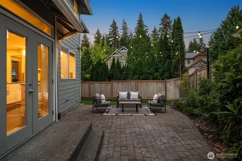 $1,825,000 | 2205 239th Place Northeast, Sammamish, WA 98074